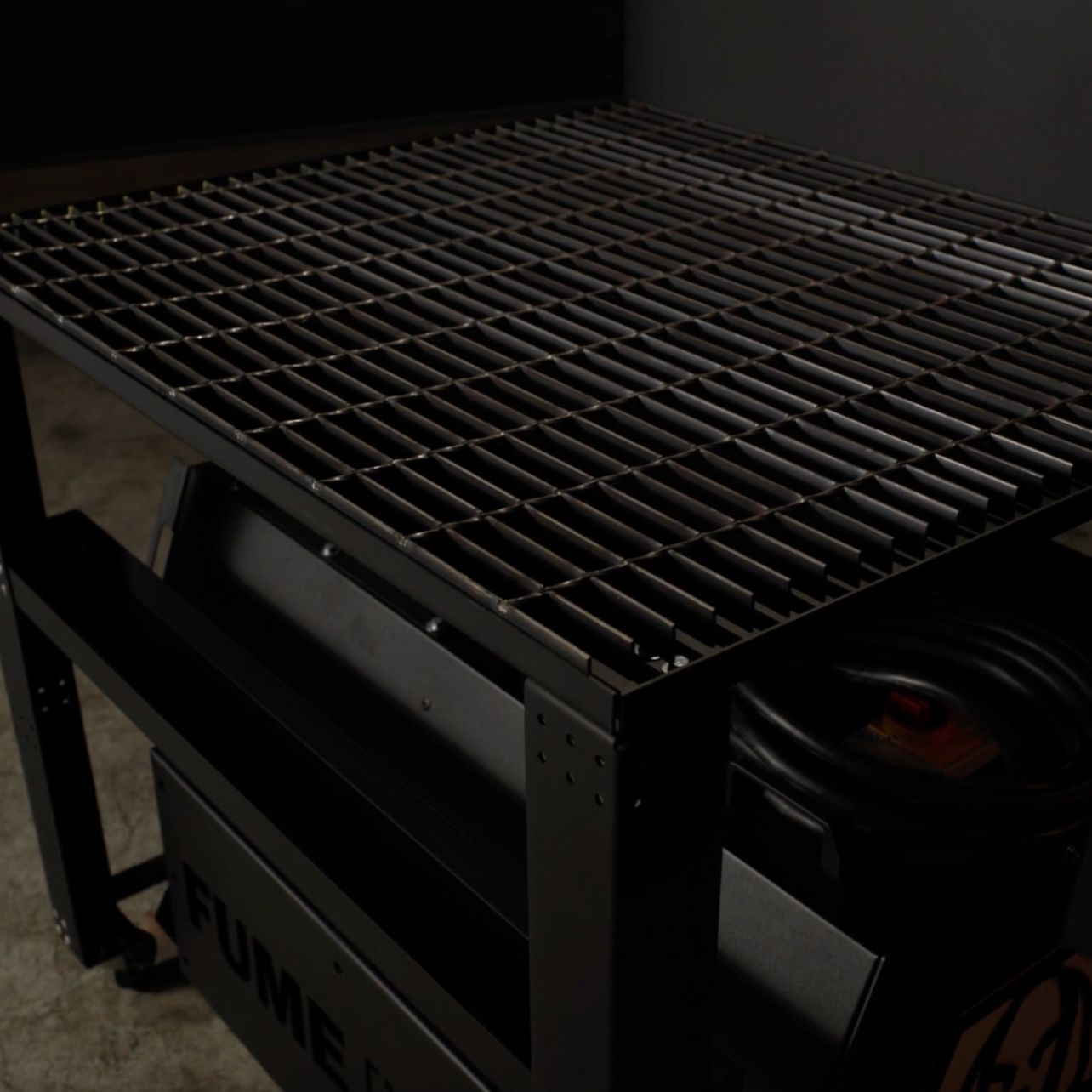Fume Dog - Downdraft Table Fume Extractor